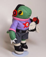 Load image into Gallery viewer, [Made to Order] Lizard Guy
